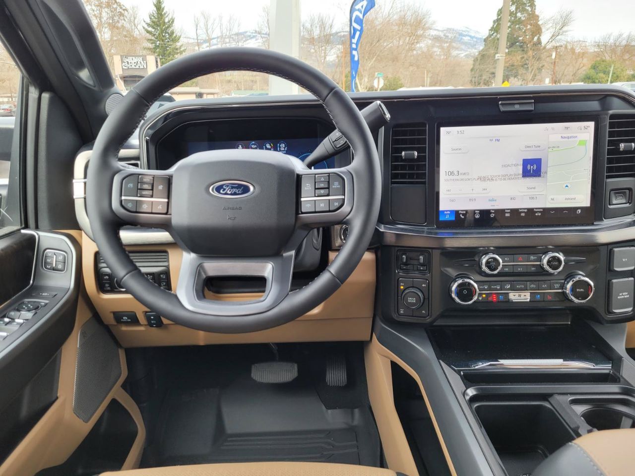 2026 Ford F-350 Super Duty Lariat - Photo 13