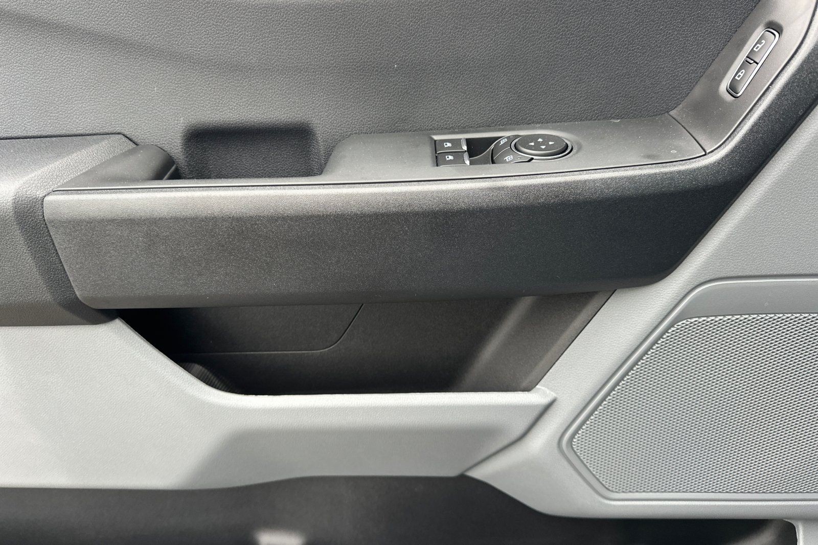 2024 Ford F-350 Super Duty XL - Photo 10
