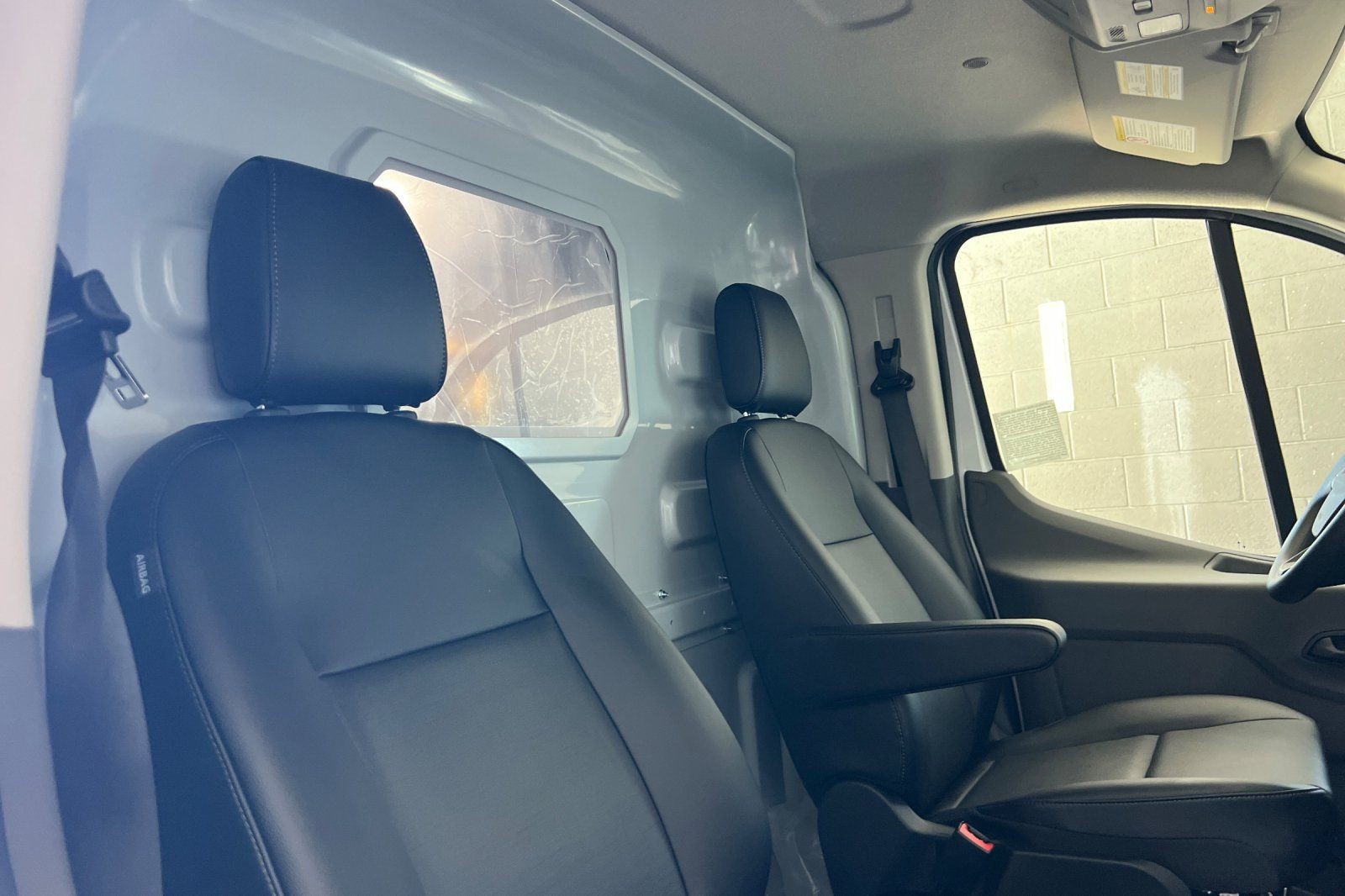 2025 Ford Transit Van Base - Photo 17