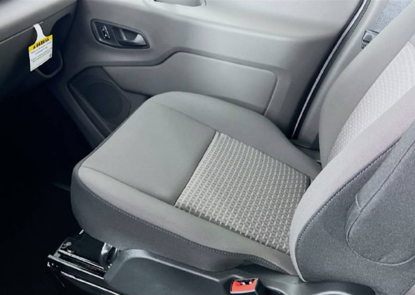 2025 Ford Transit Passenger Van XLT - Photo 18