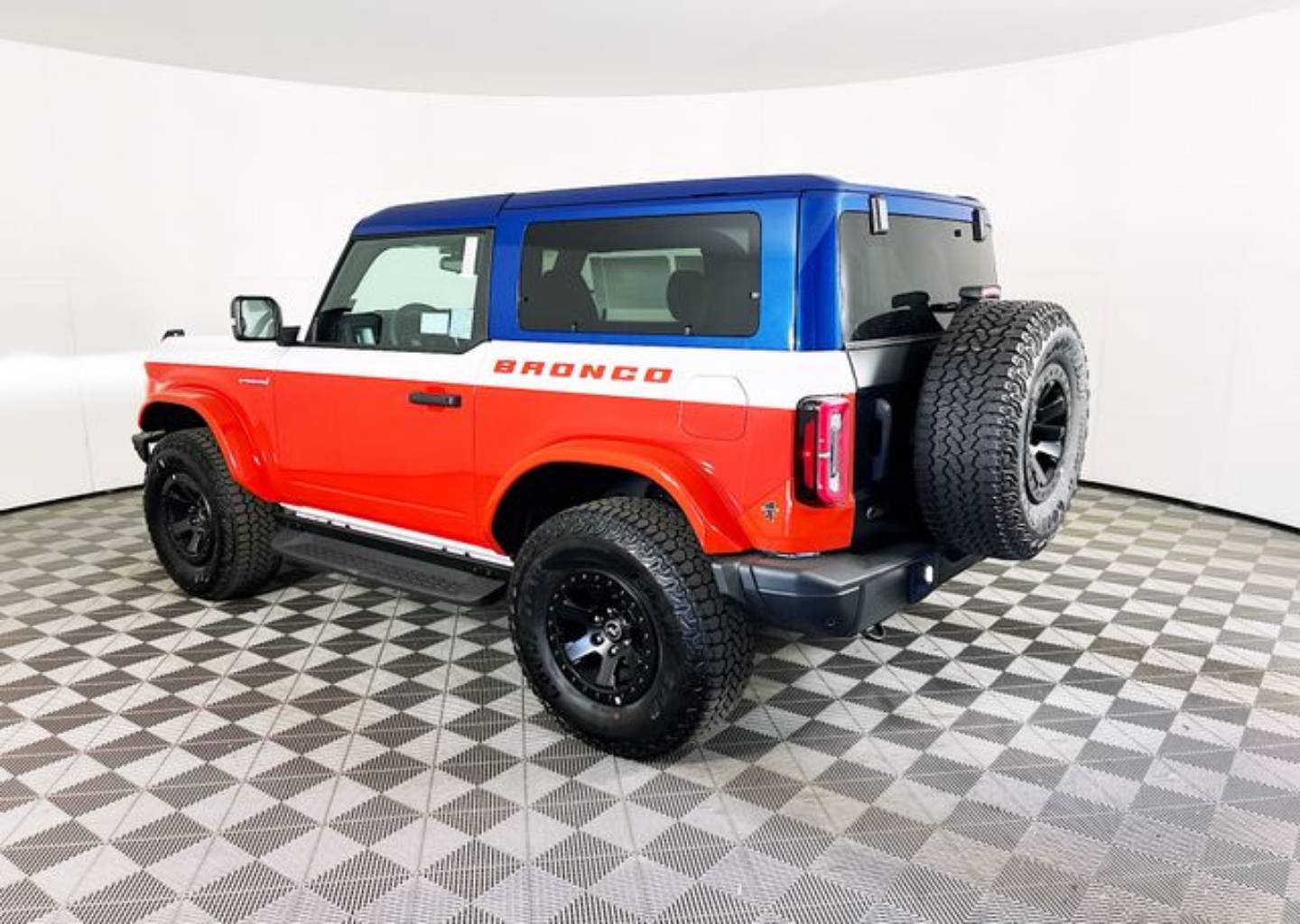 2025 Ford Bronco 2-Door Stroppe - Photo 23