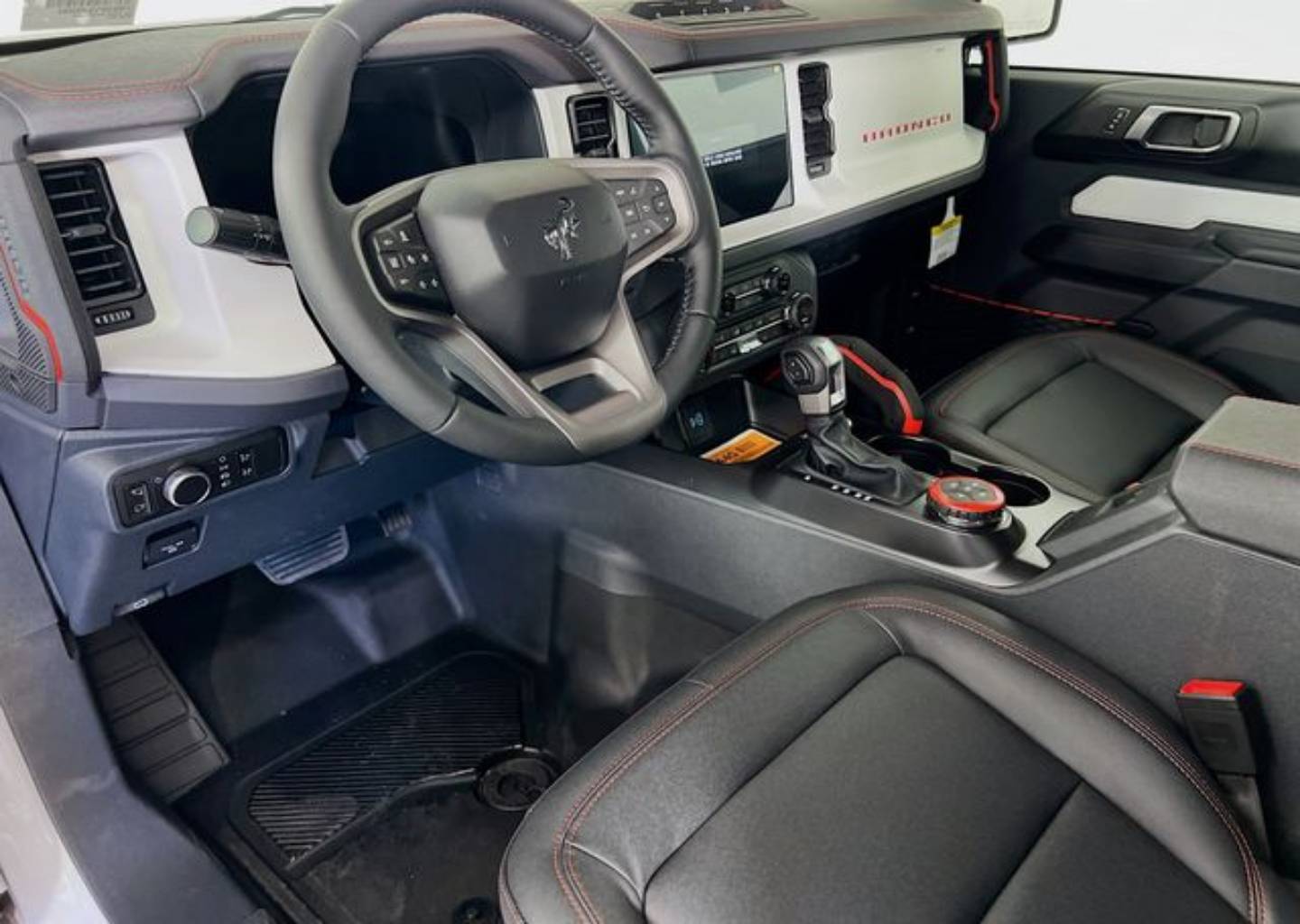 2025 Ford Bronco 2-Door Stroppe - Photo 6