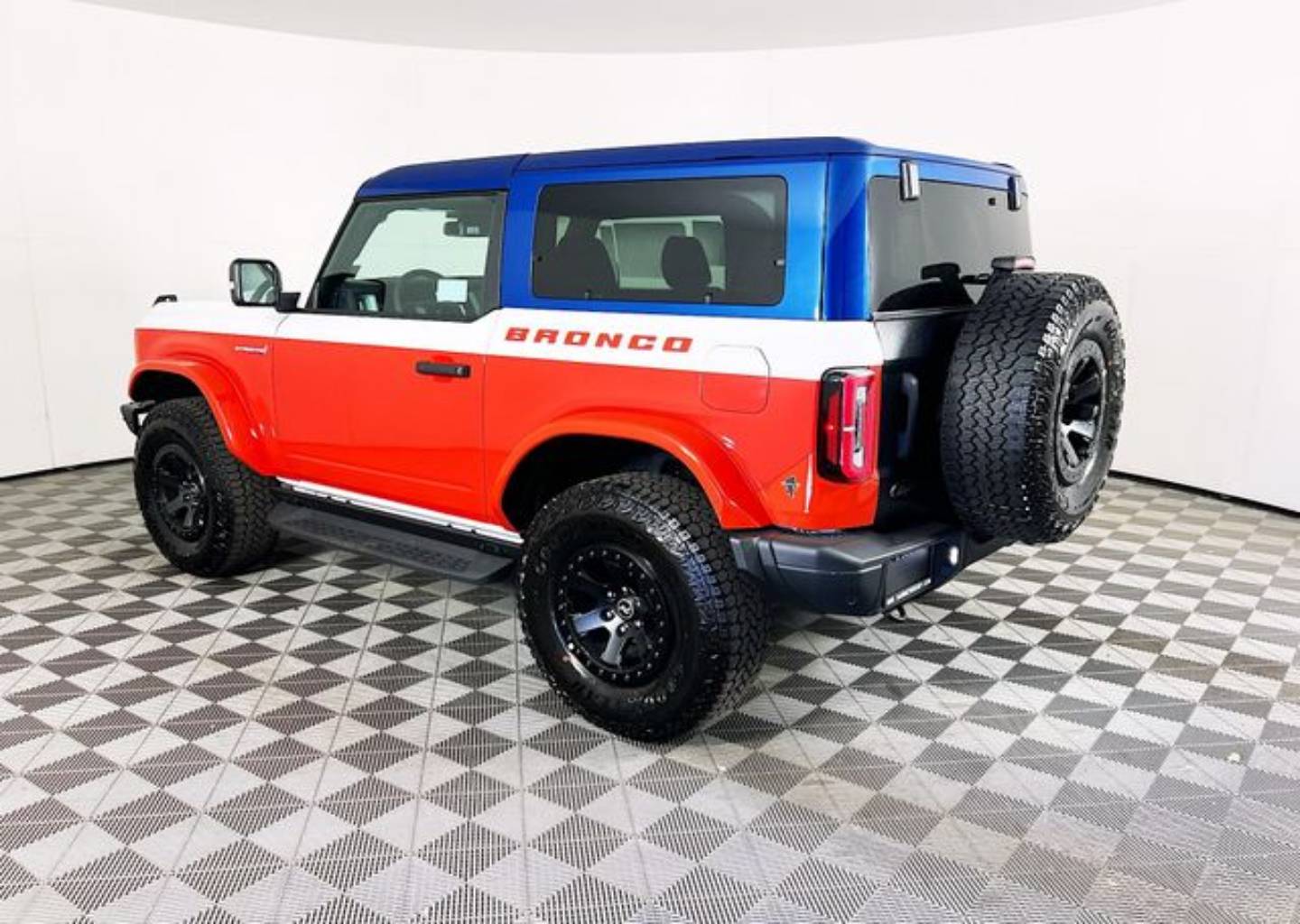 2025 Ford Bronco 2-Door Stroppe - Photo 23
