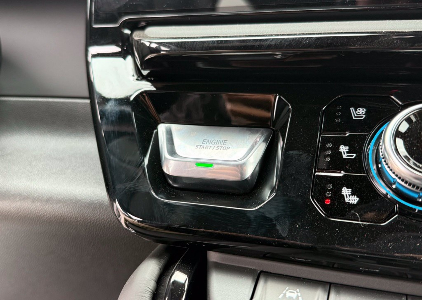 2026 GMC Sierra 1500 AT4X - Photo 24