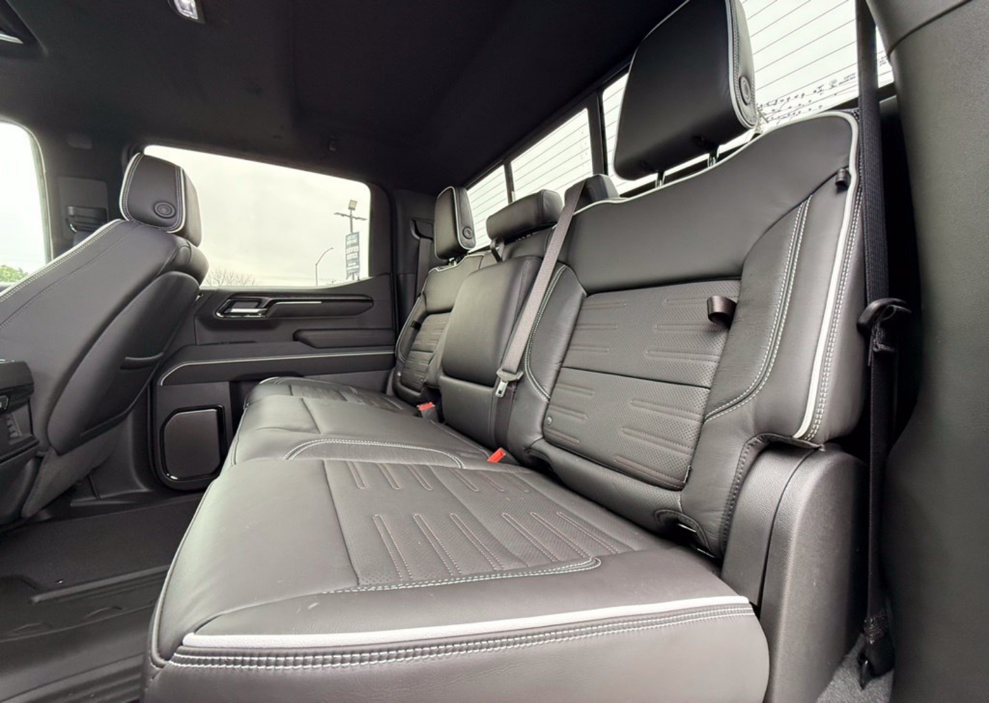 2026 GMC Sierra 1500 AT4X - Photo 33