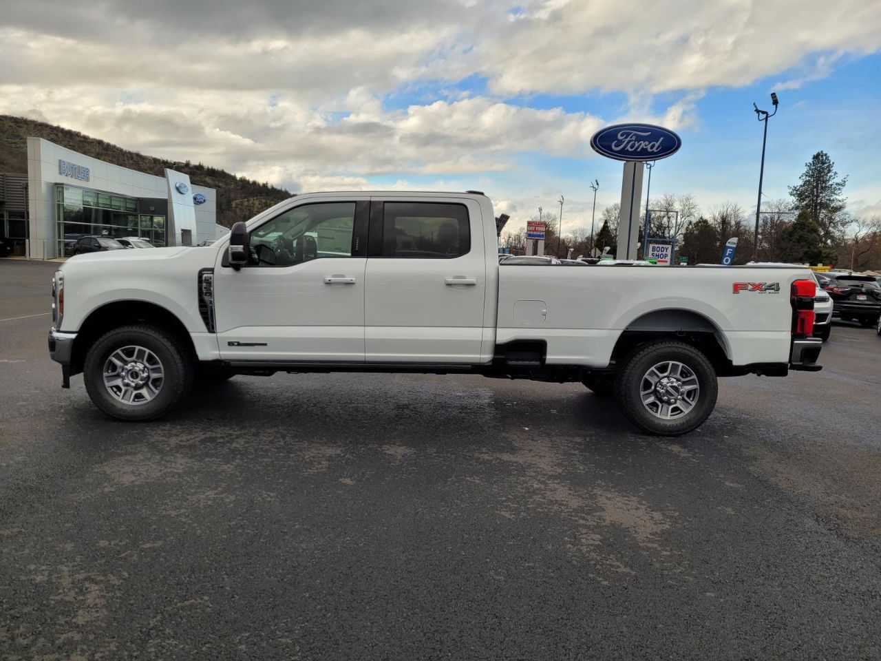 2026 Ford F-350 Super Duty Lariat - Photo 8