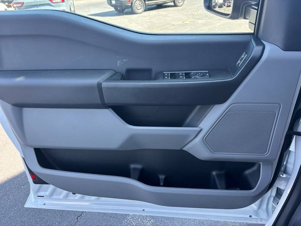 2026 Ford F-350 Super Duty XL - Photo 18