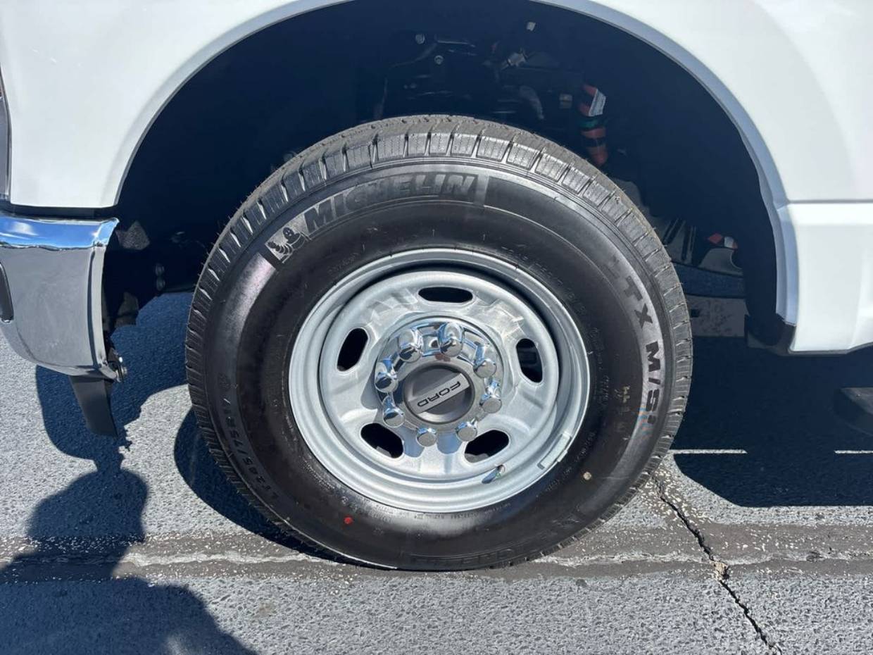 2026 Ford F-350 Super Duty XL - Photo 28