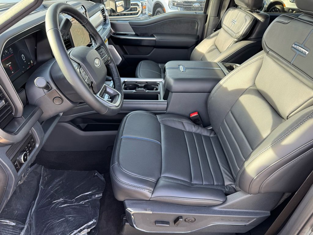 2026 Ford F-250 Super Duty Platinum - Photo 8