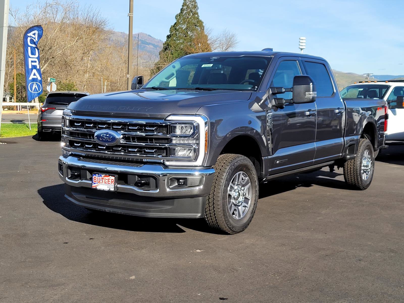 New 2026 Ford Super Duty F-350 SRW LARIAT