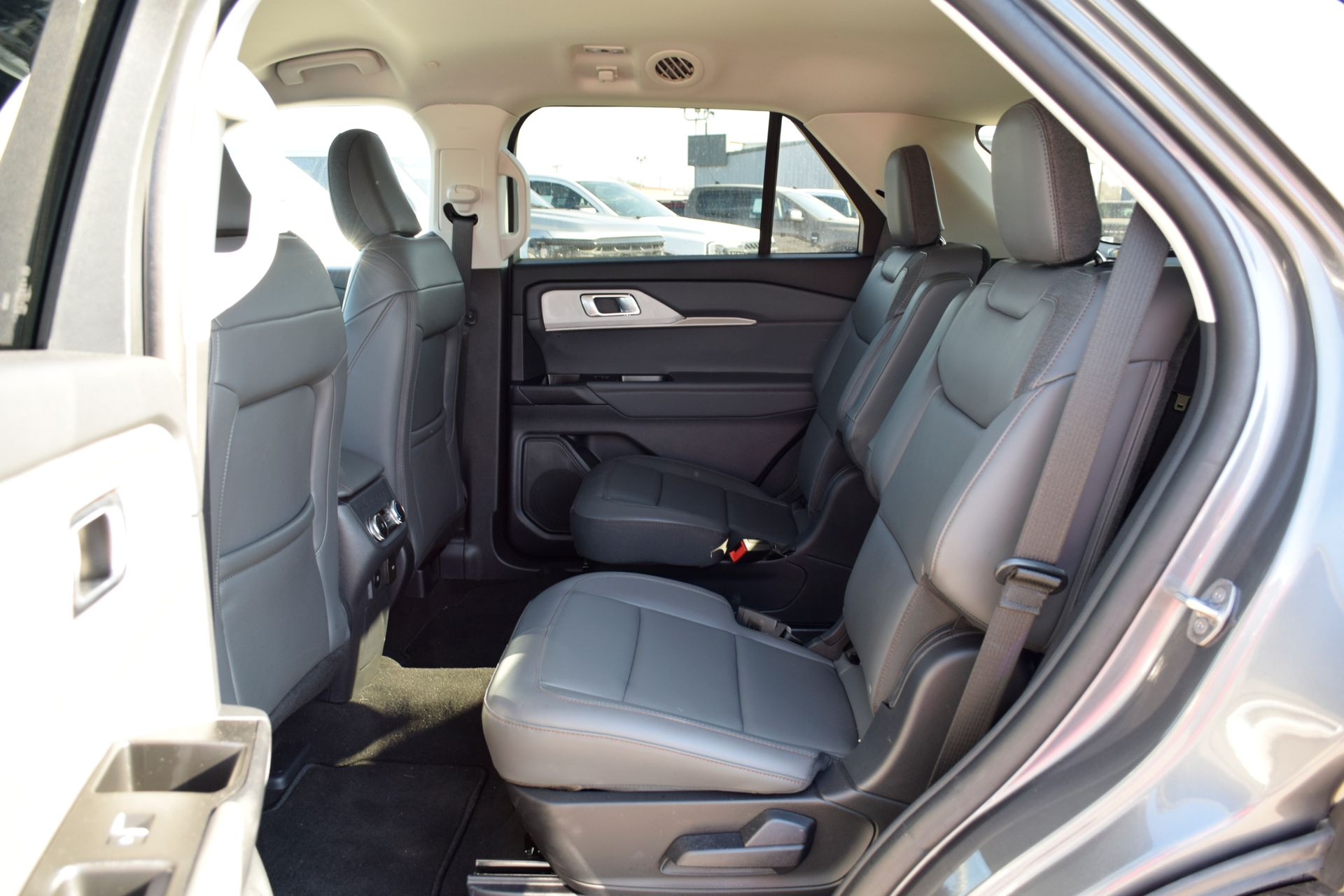2026 Ford Explorer Active - Photo 20