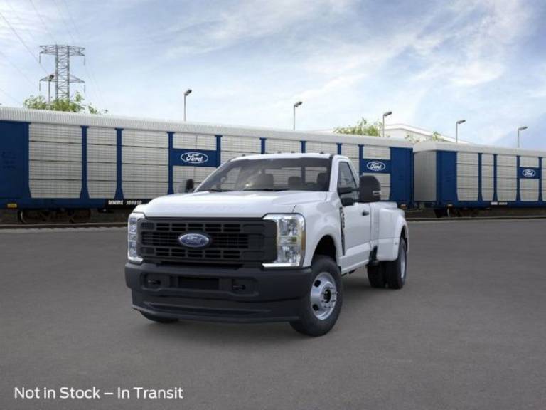2026 Ford Super Duty F-350 DRW XL
