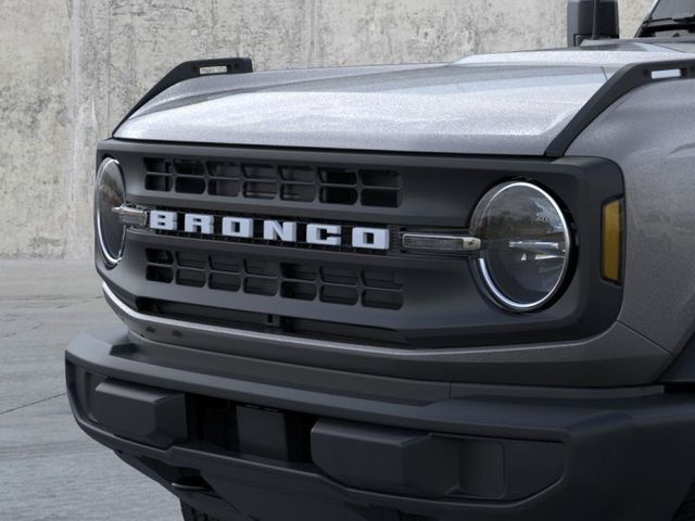 2025 Ford Bronco 4-Door Base - Photo 19