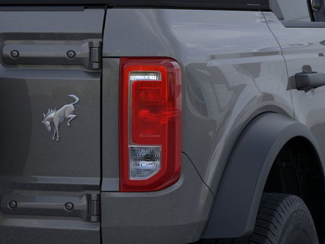 2025 Ford Bronco 4-Door Base - Photo 23