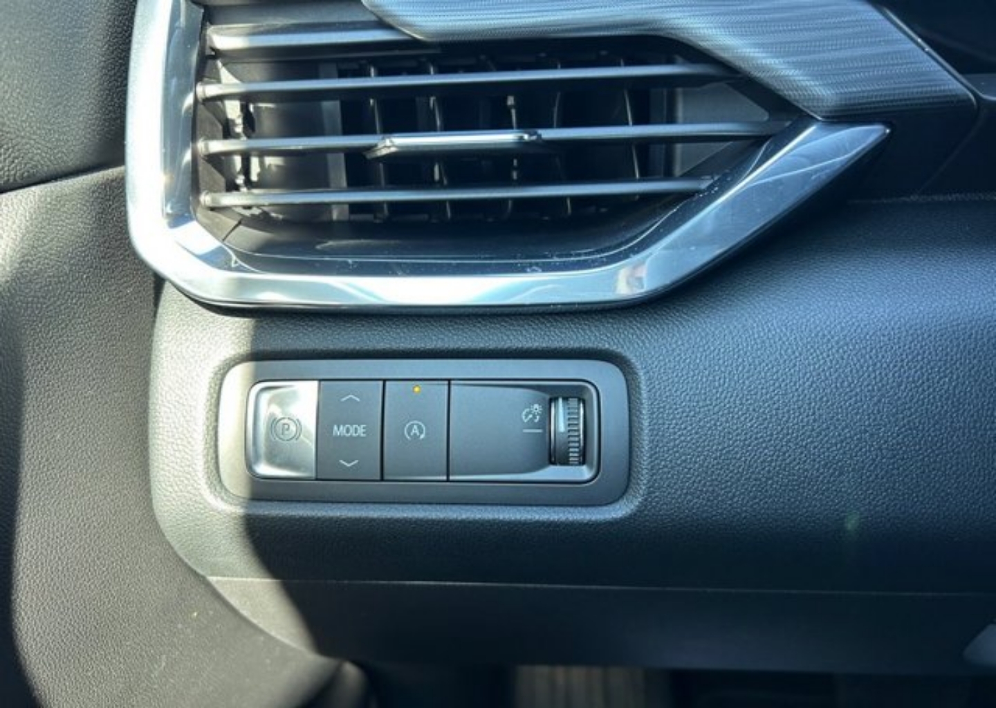 2026 GMC Acadia Elevation - Photo 50