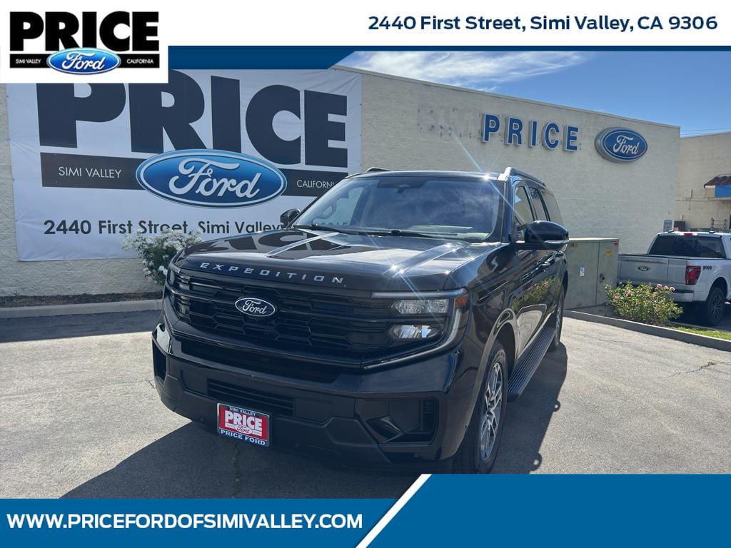 Used 2025 Ford Expedition MAX Active