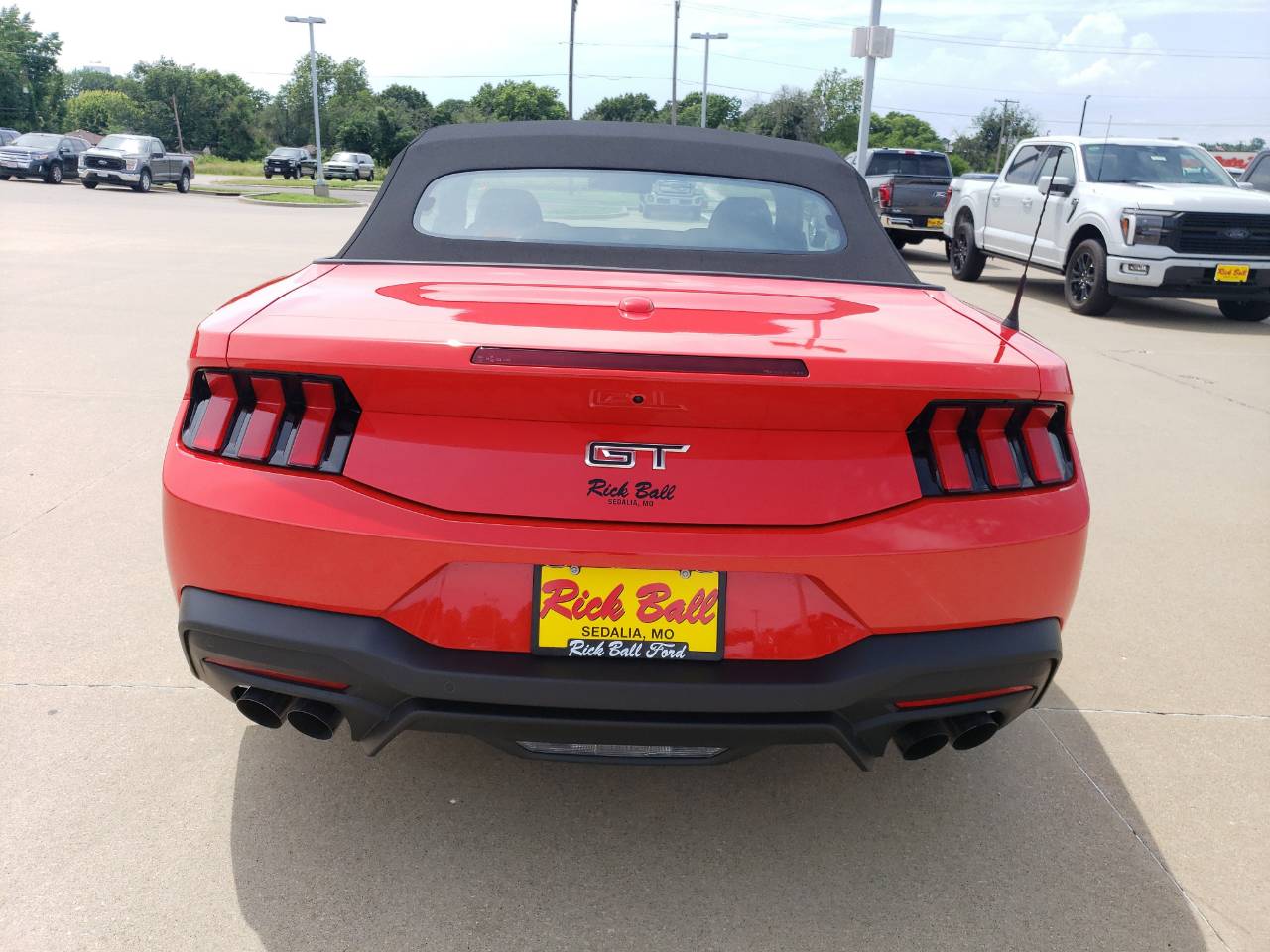 2025 Ford Mustang GT Premium Convertible - Photo 6