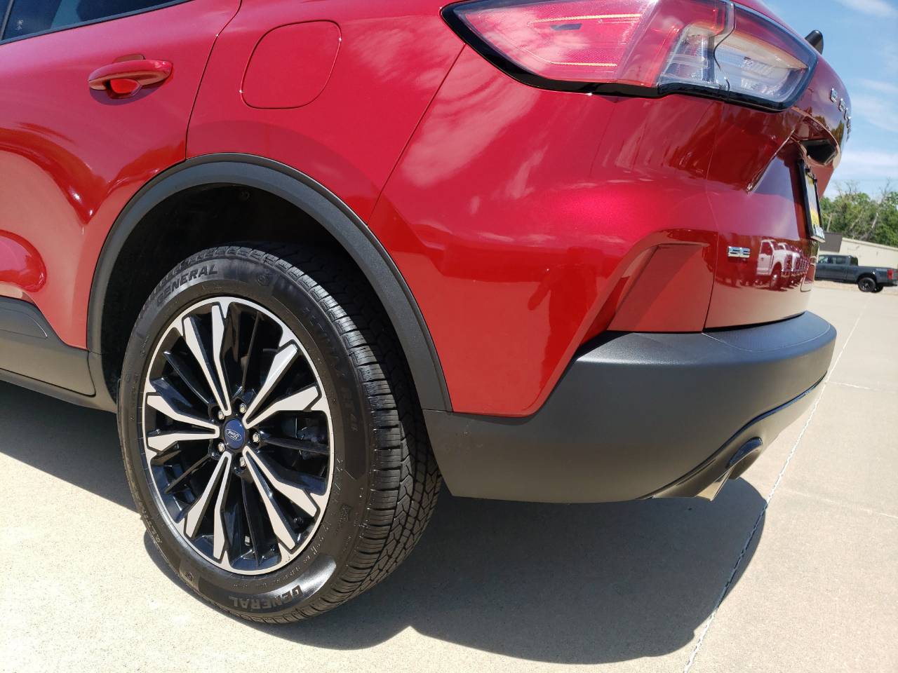 2022 Ford Escape SE - Photo 17