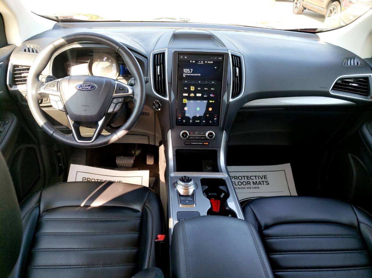 2023 Ford Edge SEL - Photo 28