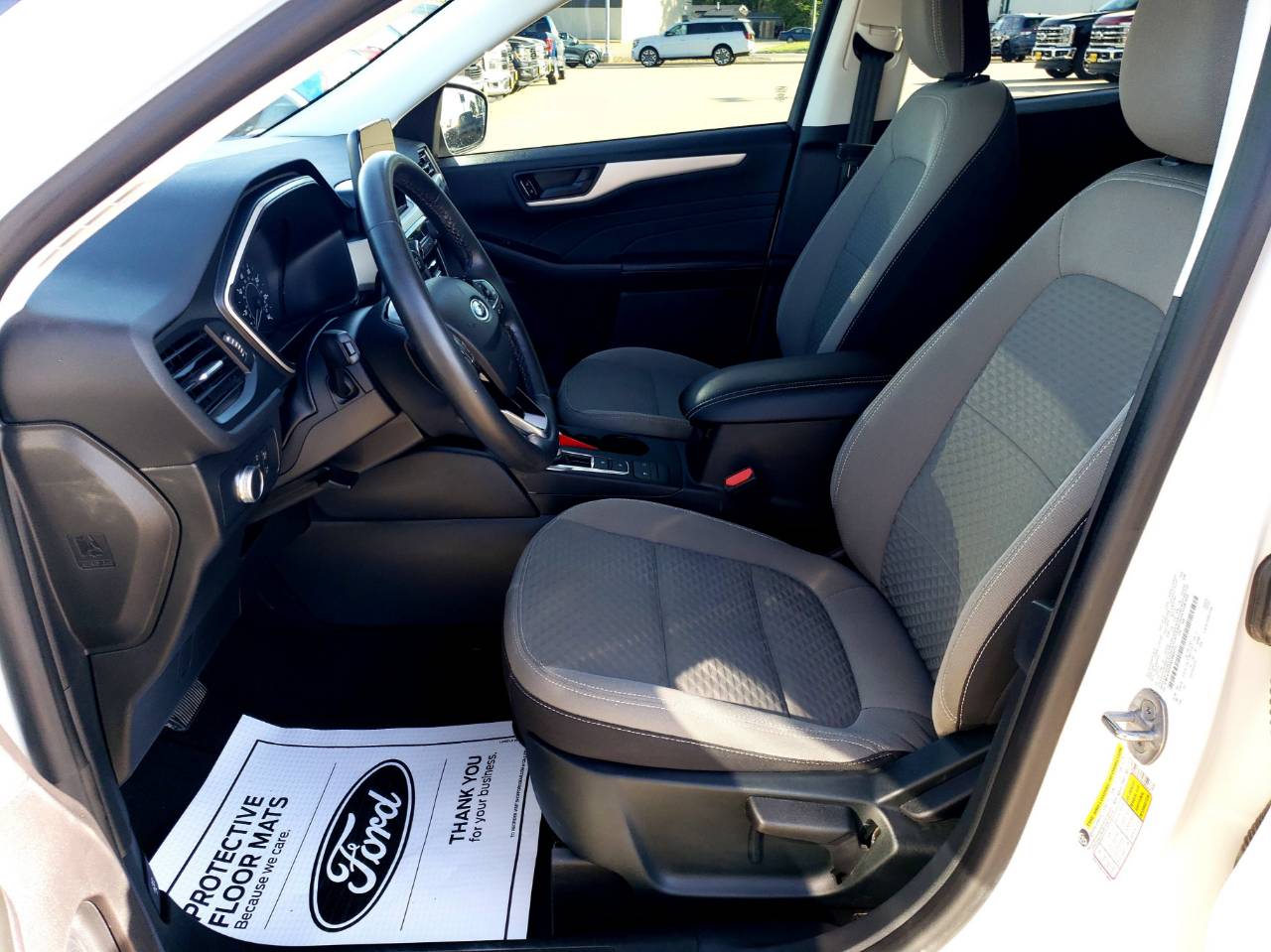 2022 Ford Escape SE - Photo 19