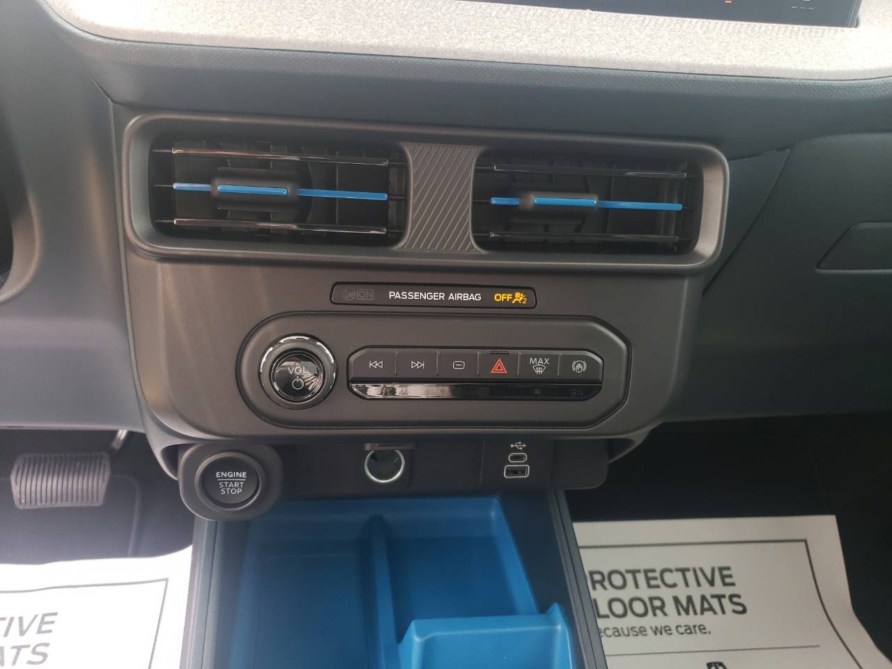 2025 Ford Maverick XLT - Photo 24