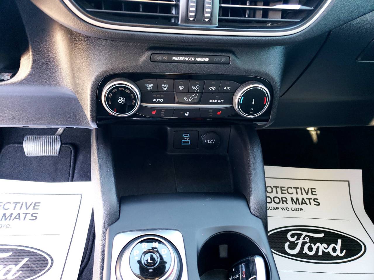 2022 Ford Escape SE - Photo 24