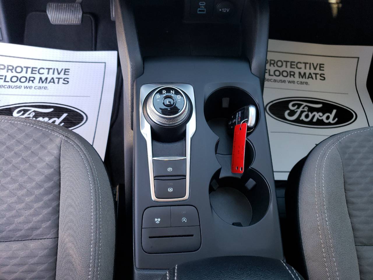 2022 Ford Escape SE - Photo 25