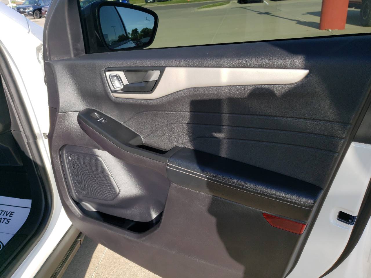 2022 Ford Escape SE - Photo 30
