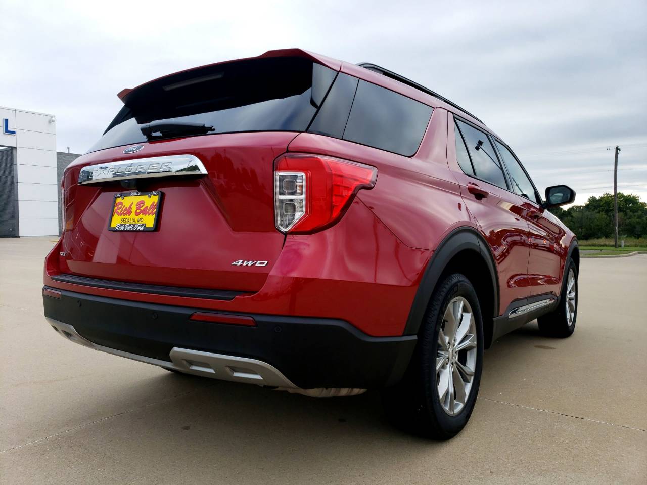 2023 Ford Explorer XLT - Photo 11