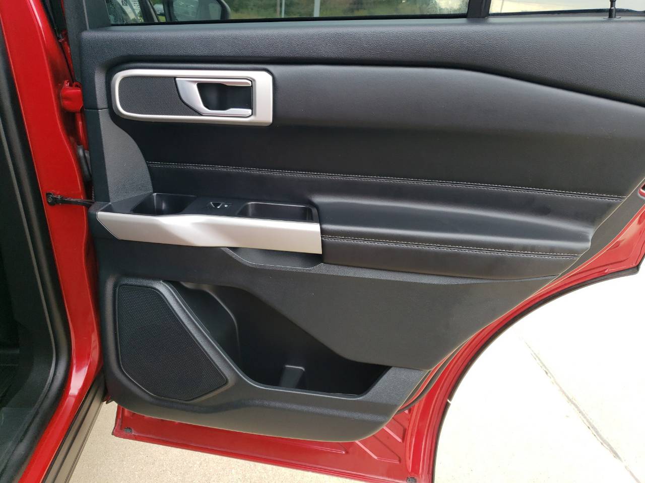 2023 Ford Explorer XLT - Photo 34