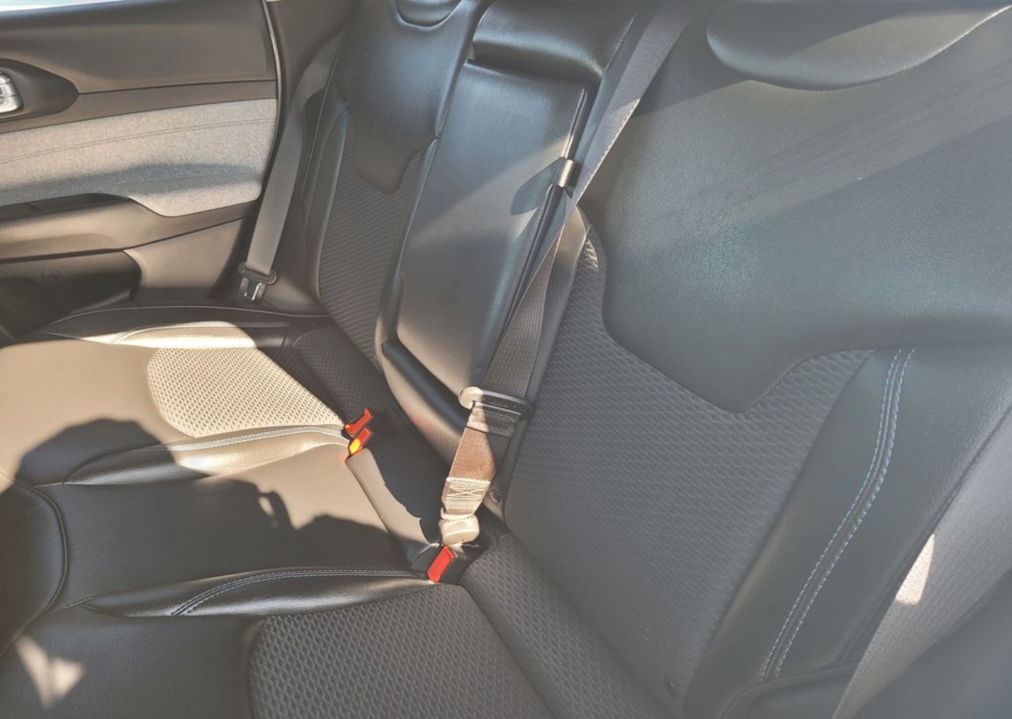 2022 Jeep Compass Latitude - Photo 17