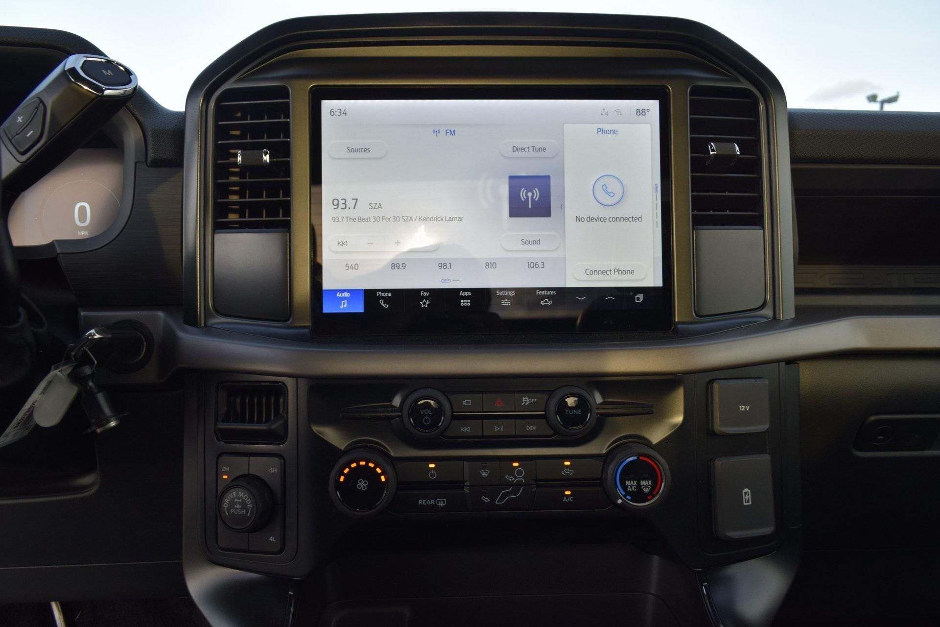 2025 Ford F-150 XL - Photo 11