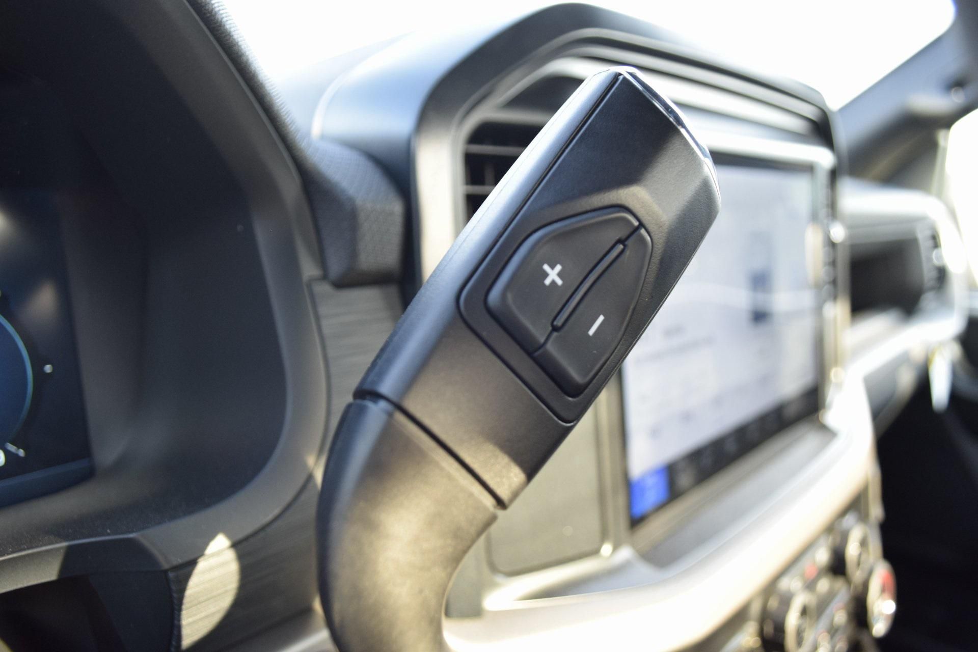 2025 Ford F-150 XL - Photo 16