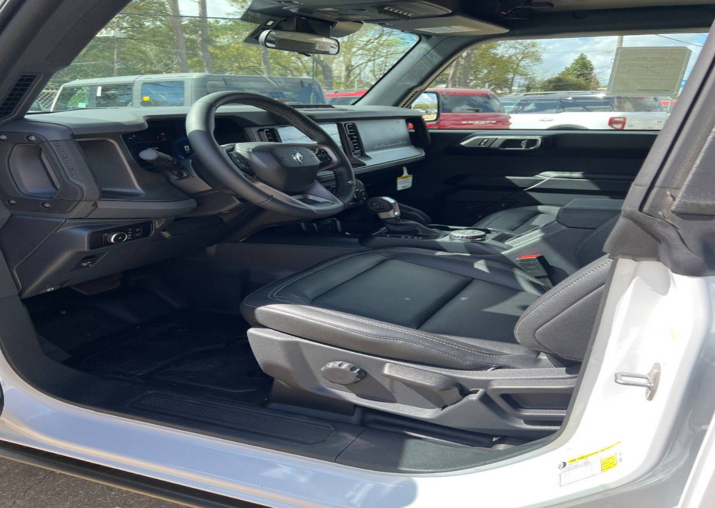2025 Ford Bronco 4-Door Badlands - Photo 10