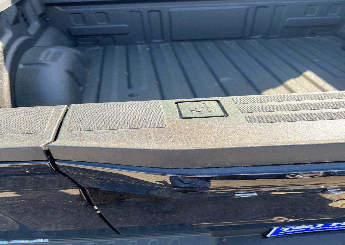 2025 Ford F-150 Platinum - Photo 6