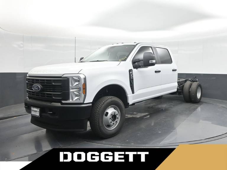 2025 Ford Super Duty F-350 DRW XL