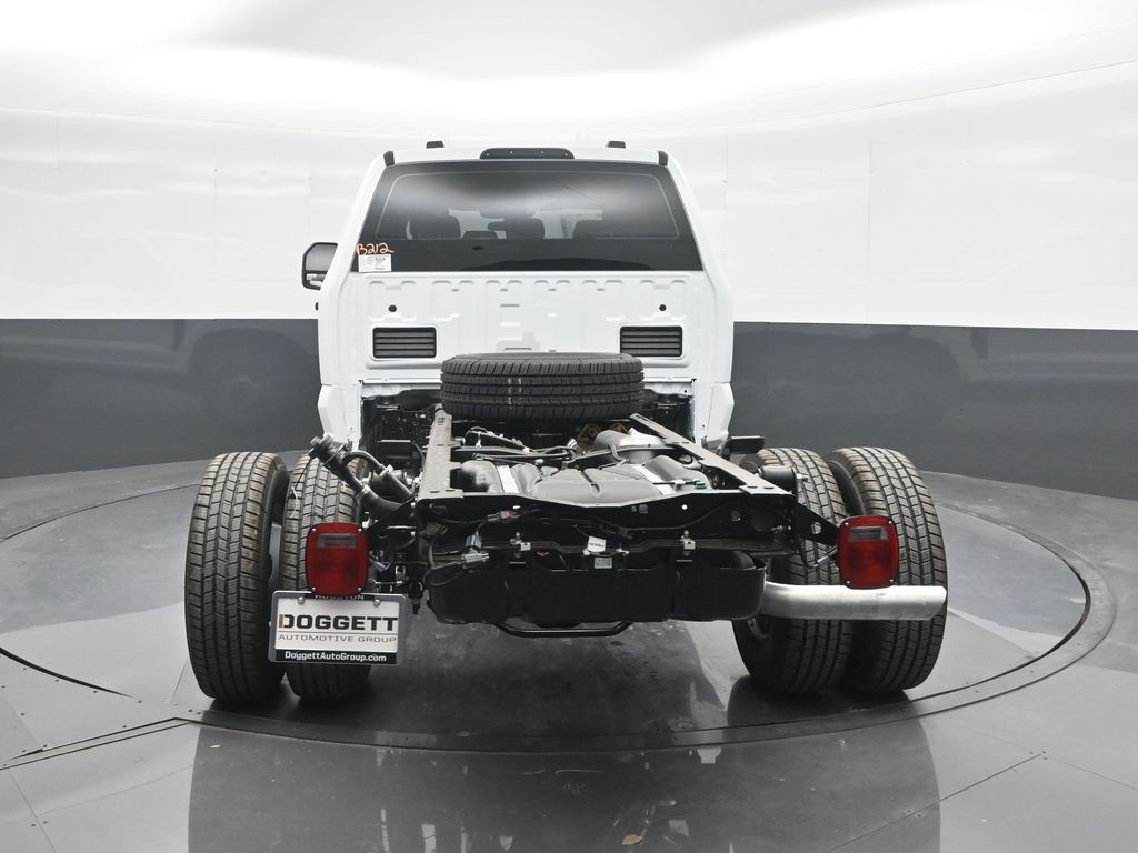 2025 Ford F-350 Super Duty Chassis Cab XL - Photo 15