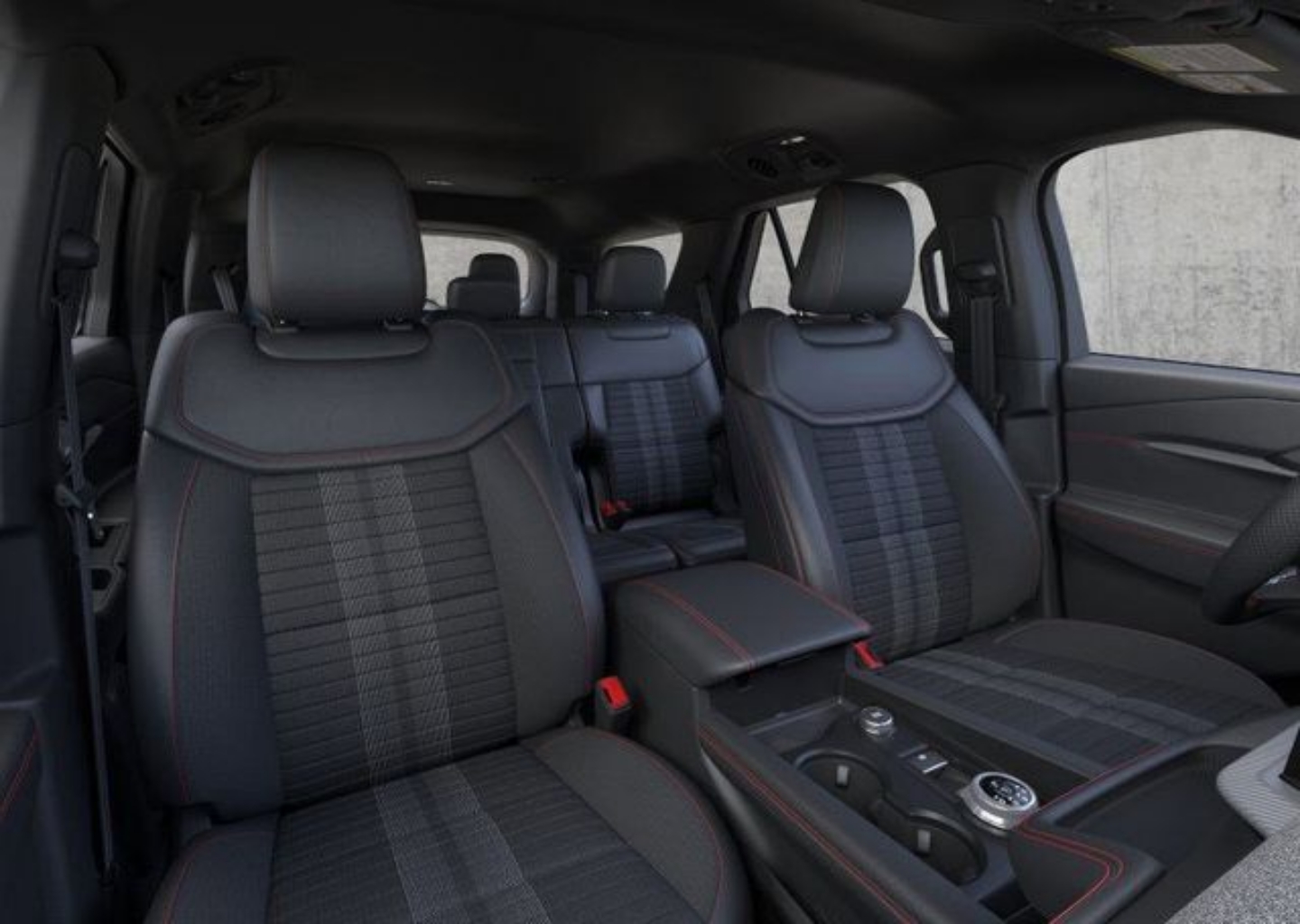 2026 Ford Explorer ST-Line - Photo 10