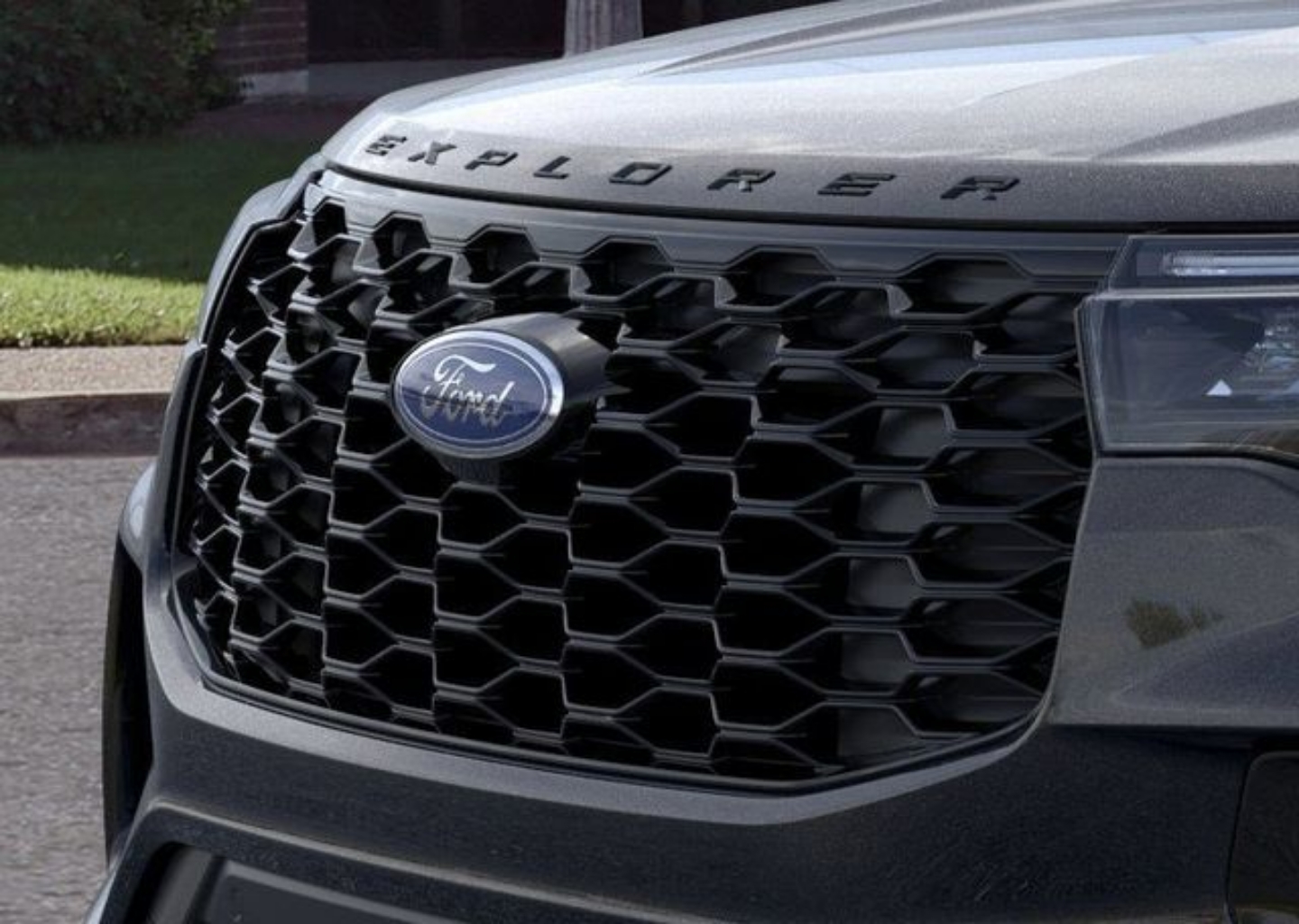 2026 Ford Explorer ST-Line - Photo 17
