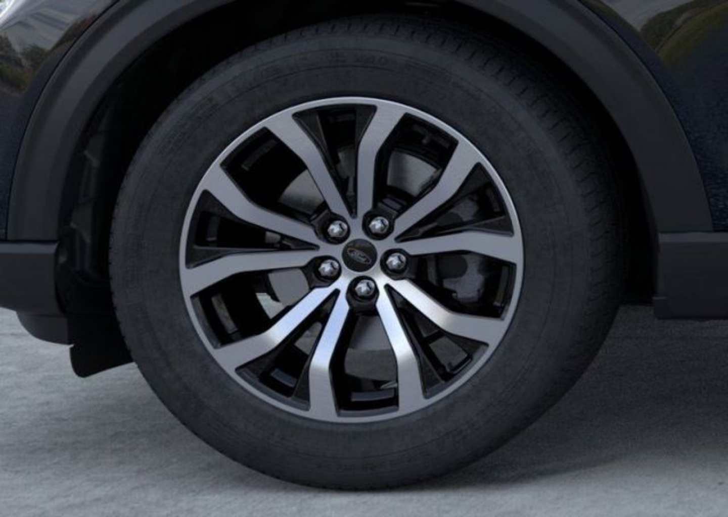 2026 Ford Explorer ST-Line - Photo 19