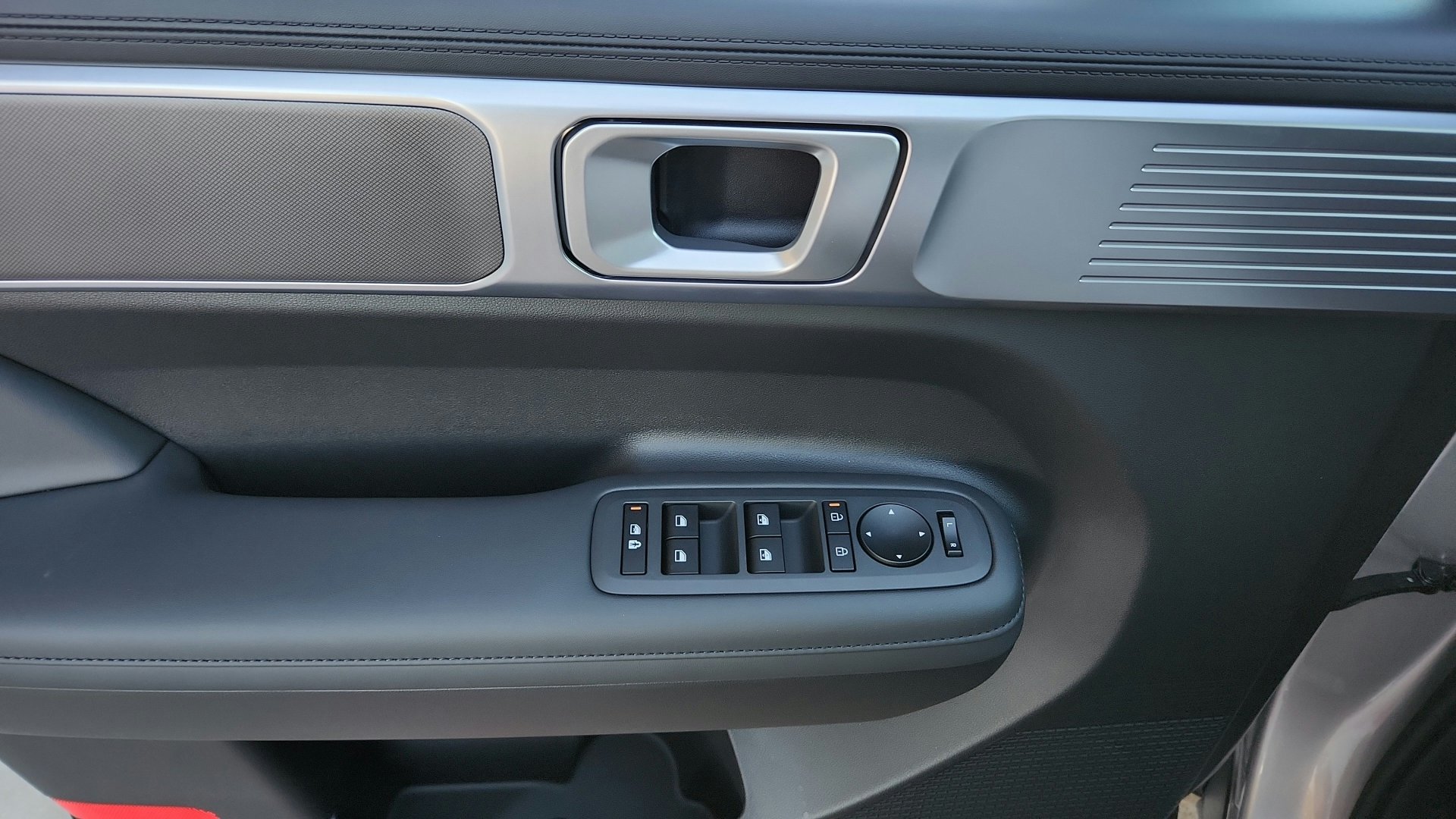 2025 Hyundai Santa Fe XRT - Photo 23