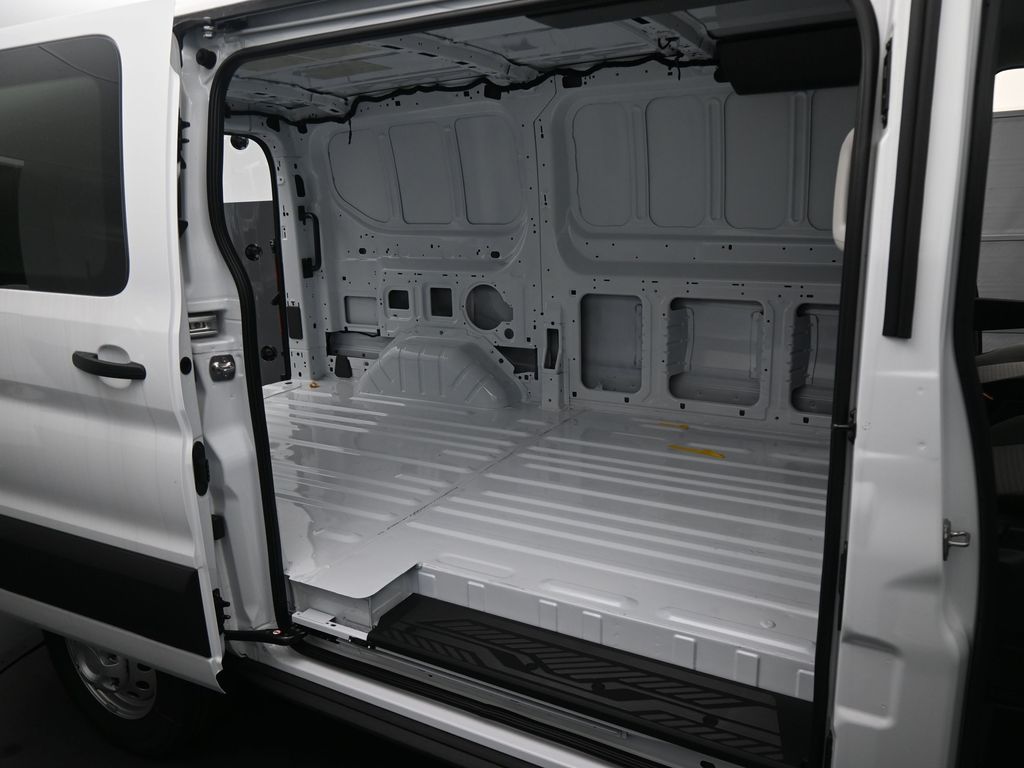 2025 Ford Transit Van Base - Photo 9