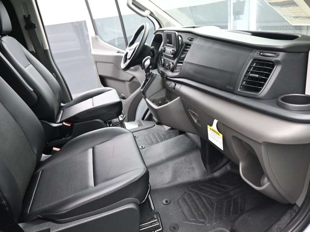 2025 Ford Transit Van Base - Photo 10