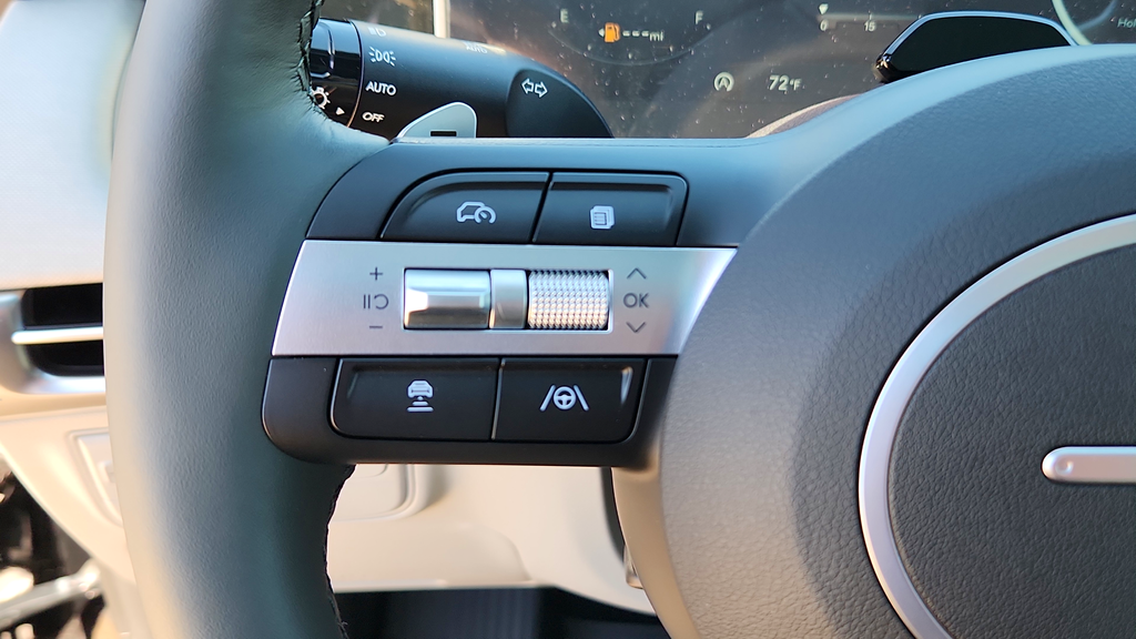2025 Hyundai Tucson Limited - Photo 15