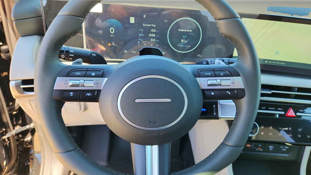 2025 Hyundai Tucson Limited - Photo 17