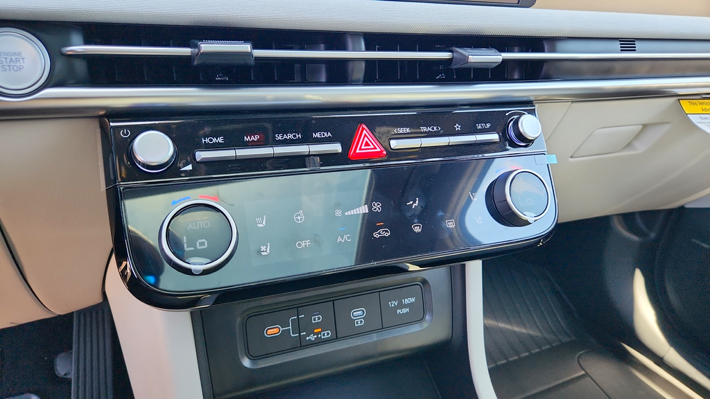 2025 Hyundai Tucson Limited - Photo 22