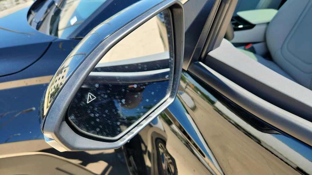 2025 Hyundai Tucson Limited - Photo 28