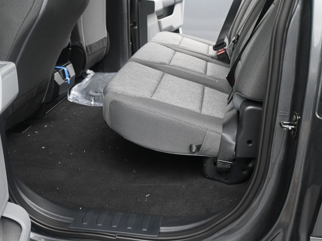 2026 Ford F-350 Super Duty XL - Photo 14