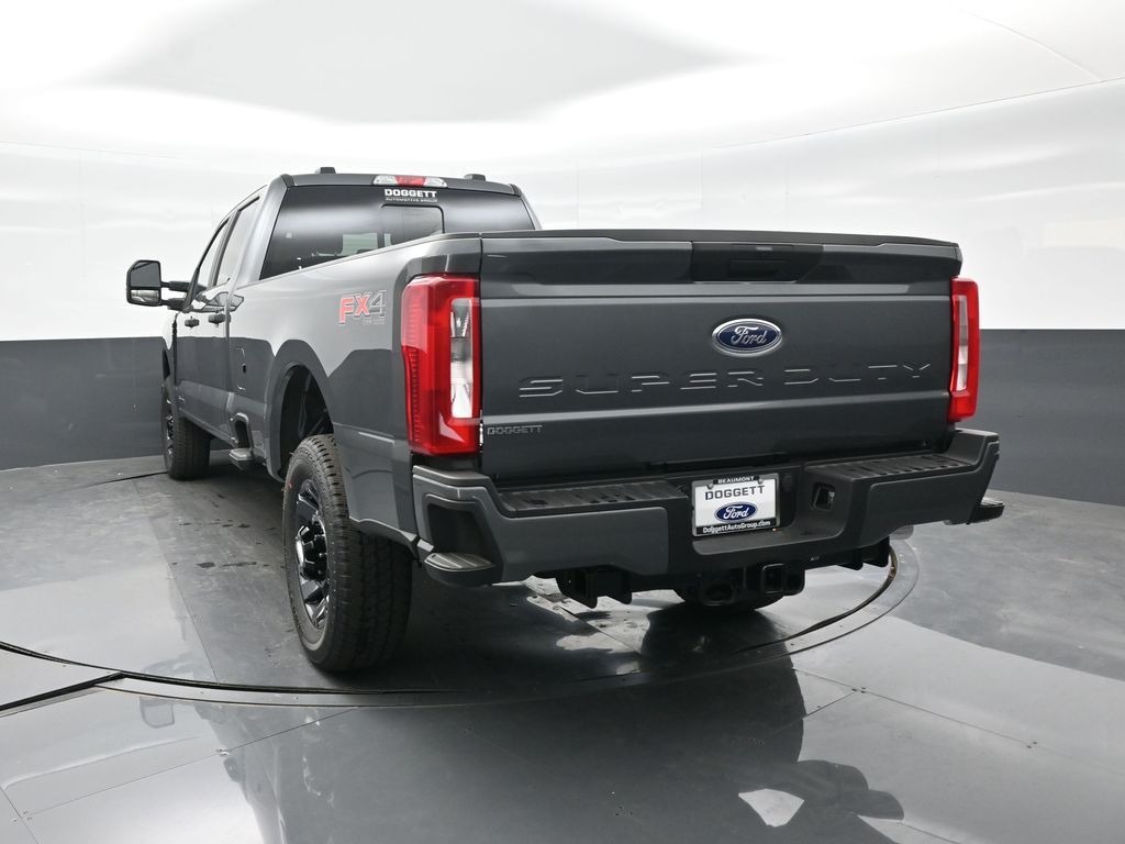 2026 Ford F-350 Super Duty XL - Photo 15