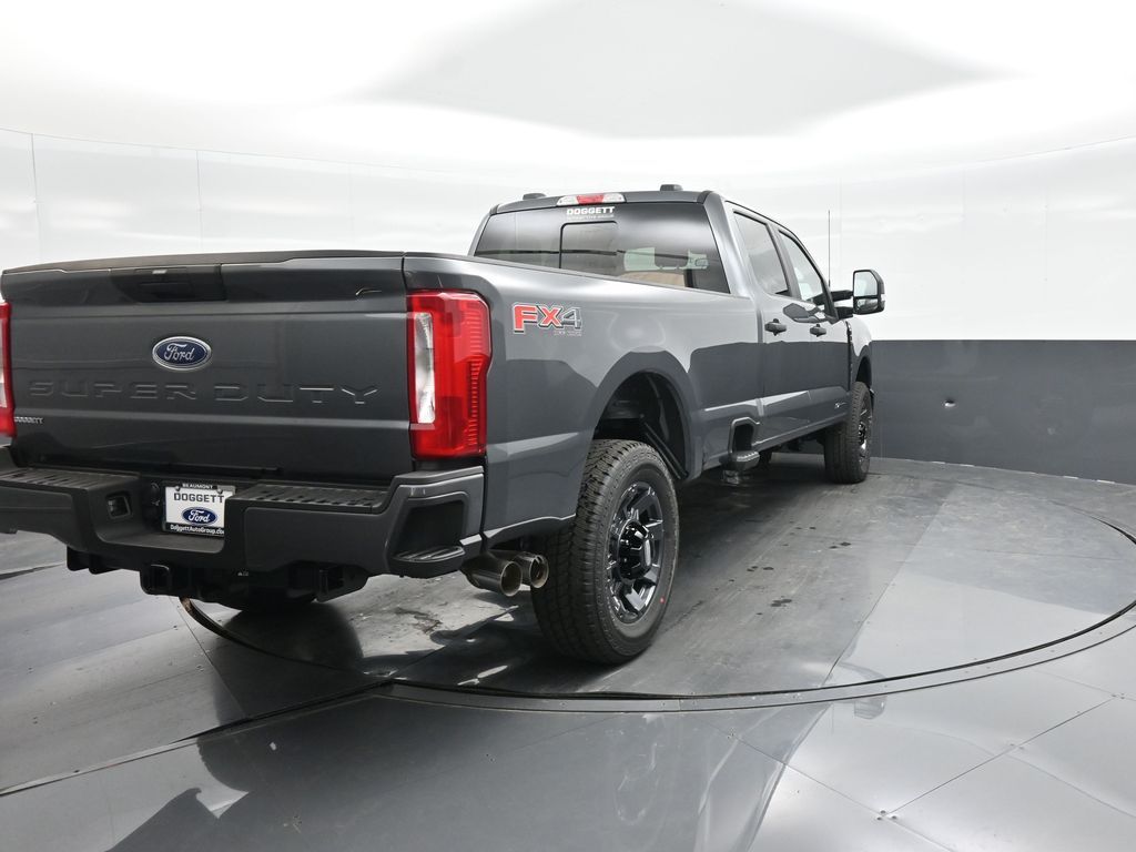 2026 Ford F-350 Super Duty XL - Photo 17